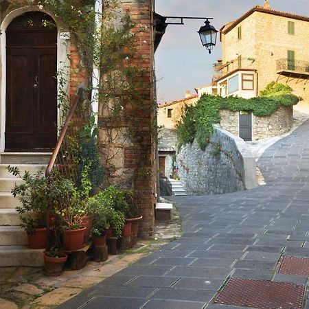 Palazzo Pio III - Residenza D'Epoca Acomodação com café da manhã Sarteano Exterior foto